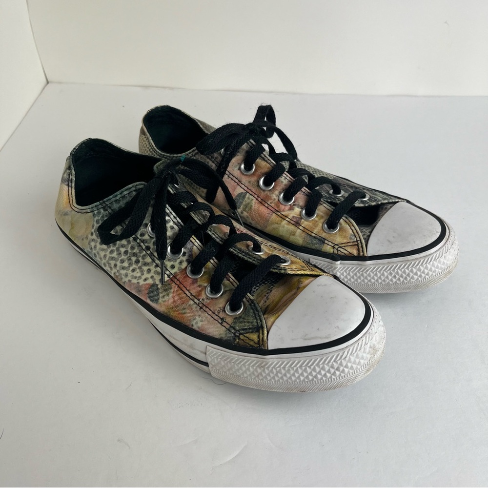 Converse All Star Women’s Sz 8 Digital Rose Multicolor Low-Top Sneakers Artsy